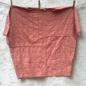 Dusty Rose colored cotton flowy top.